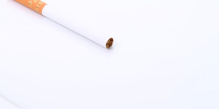 Cigarettes, bad health, unhealthy, smoke, smokes, tobacco, quit smoking, smoking
