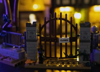 Thackery Binx stands at the gate in this LEGO set recreation from the 1993 classic "Hocus Pocus."