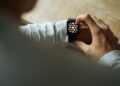 Smartwatch met sportbandje