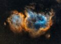 IC1848 elle est à une distance estimée de 6500 années-lumière, elle est également connue sous le nom de la nébuleuse de l’Âme (Soul Nebula), c'est une nébuleuse en émission et un amas ouvert dans la constellation de Cassiopée