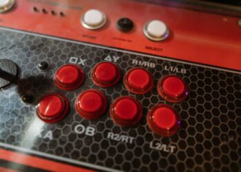 Hit Box ULTRA v2 krijgt instelbare draaibare knoppen en modding