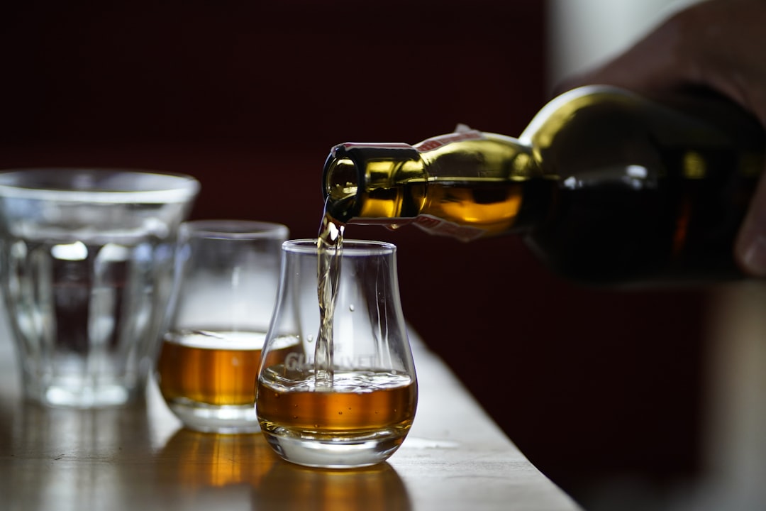 Whiskyglas met fles