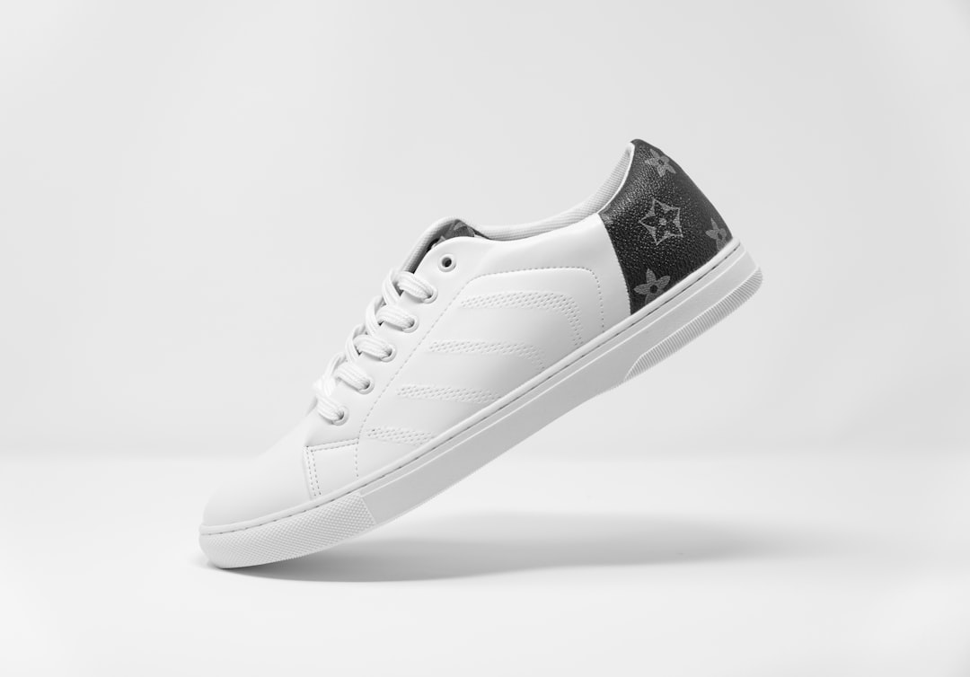 Witte sneakers