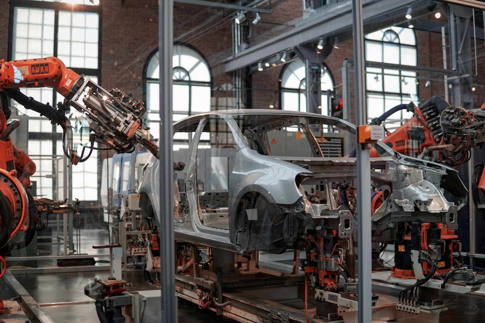 Rechtszaak over racisme bij Tesla: wat er op het spel staat
