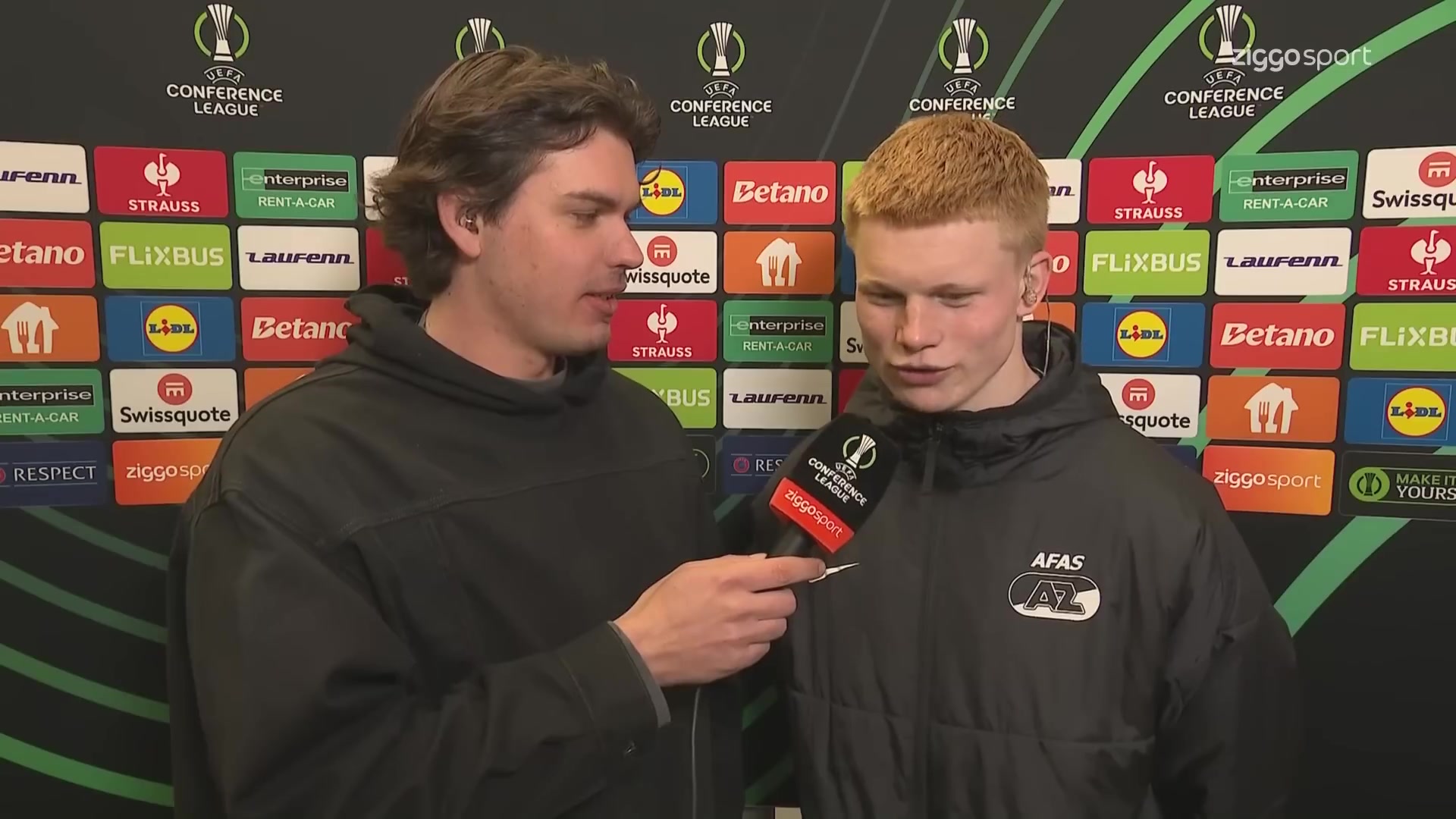 Kees Smit van AZ in gesprek met Ziggo Sport na een Europese wedstrijd