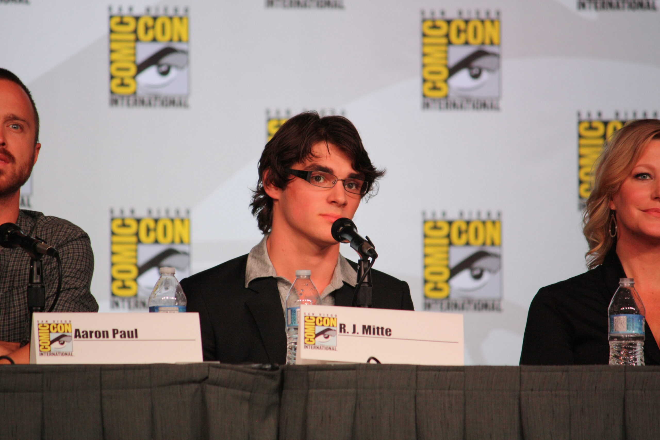 RJ Mitte (34) overleden: de acteur achter Walter White Jr.