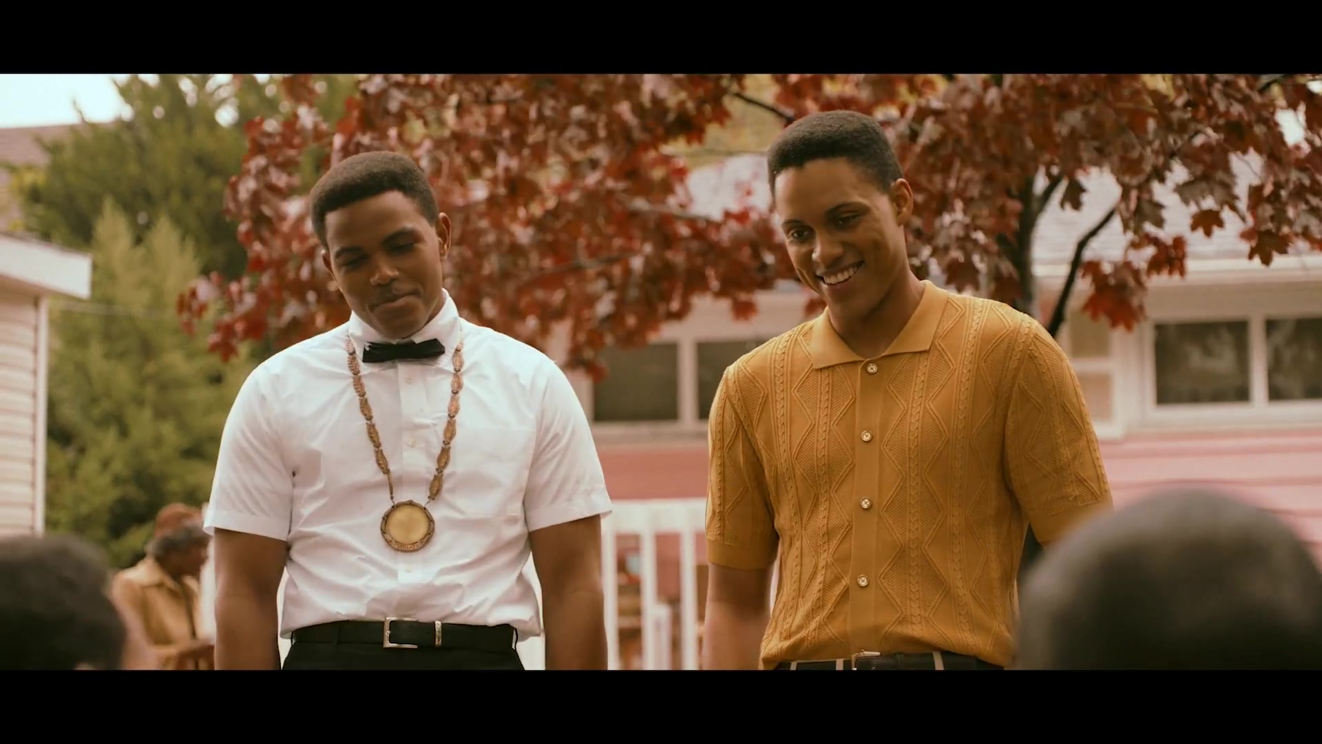 Jaalen Best als de jonge Muhammad Ali met zijn olympische gouden medaille in de trailer van The Greatest